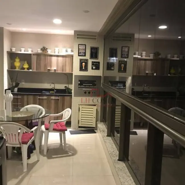 Foto 4 de Apartamento com 4 quartos à venda, 150m2 em Icaraí, Niteroi - RJ