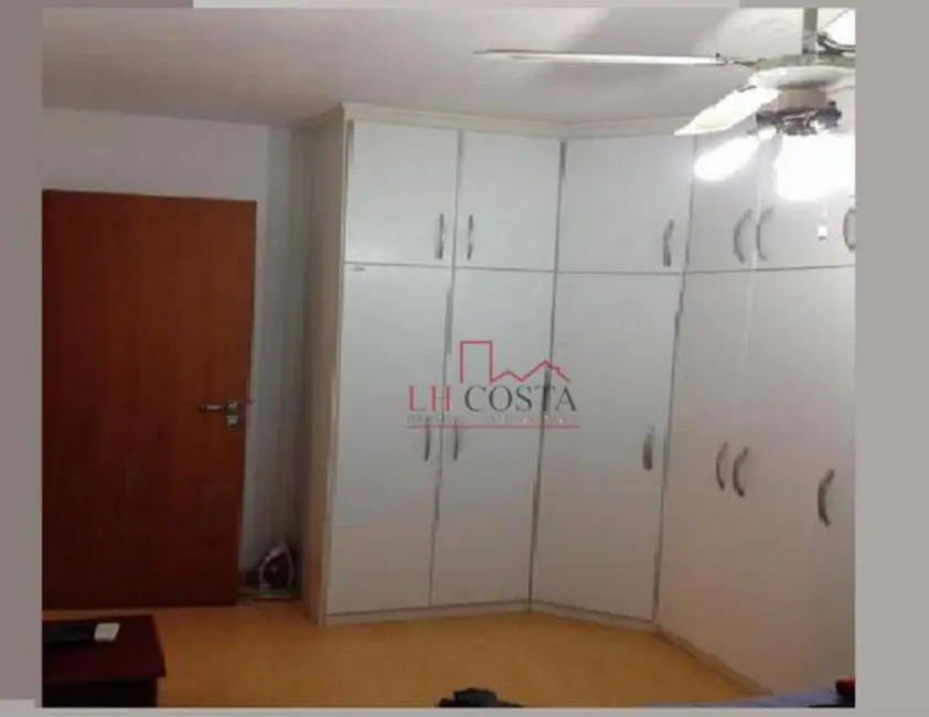 Cobertura com 2 quartos à venda, 130m2 em Santa Rosa, Niteroi - RJ - imagem 4 Foto 4 de Cobertura com 2 quartos à venda, 130m2 em Santa Rosa, Niteroi - RJ