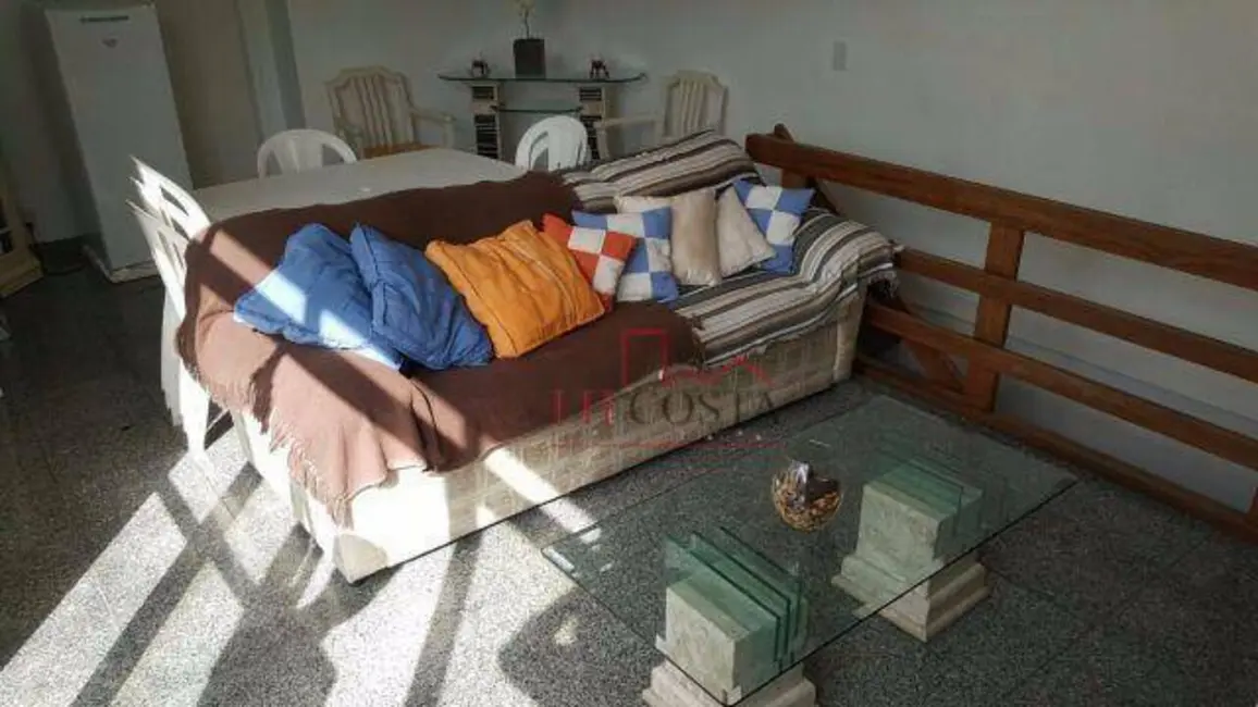 Cobertura com 4 quartos à venda, 220m2 em Icaraí, Niteroi - RJ - imagem 3 Foto 3 de Cobertura com 4 quartos à venda, 220m2 em Icaraí, Niteroi - RJ