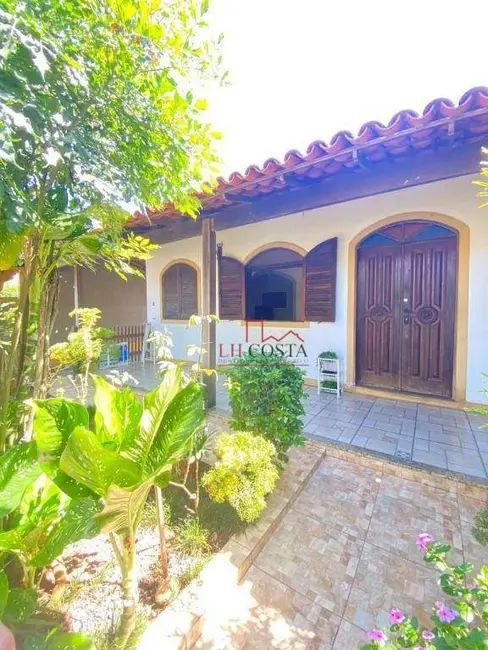 Foto 1 de Casa com 3 quartos à venda, 360m2 em Piratininga, Niteroi - RJ