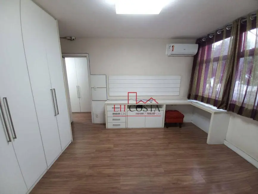 Foto 4 de Apartamento com 4 quartos à venda, 235m2 em Icaraí, Niteroi - RJ