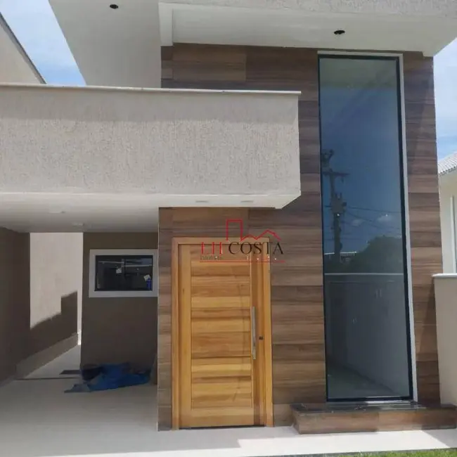 Foto 2 de Casa com 3 quartos à venda, 240m2 em Jardim Atlântico Leste (Itaipuaçu), Marica - RJ