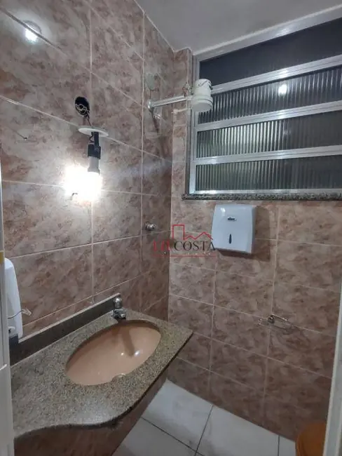 Kitnet com 1 quarto à venda, 27m2 em Centro, Niteroi - RJ - imagem 9 Foto 9 de Kitnet com 1 quarto à venda, 27m2 em Centro, Niteroi - RJ