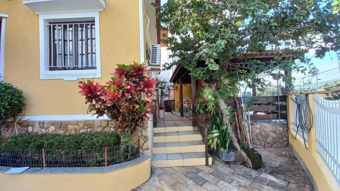 Foto 1 de Casa com 3 quartos à venda, 330m2 em Largo do Barradas, Niteroi - RJ