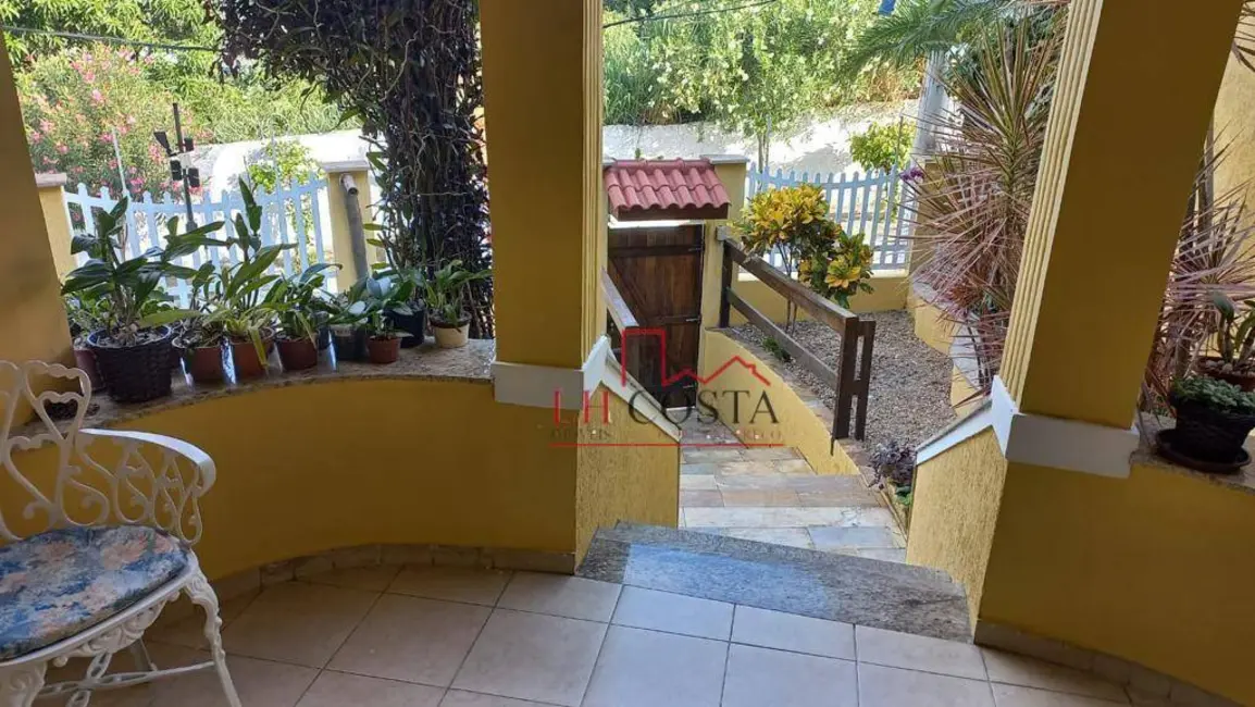 Foto 3 de Casa com 3 quartos à venda, 330m2 em Largo do Barradas, Niteroi - RJ