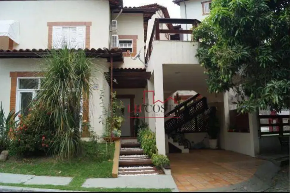 Foto 1 de Casa de Condomínio com 3 quartos à venda, 218m2 em Santa Rosa, Niteroi - RJ