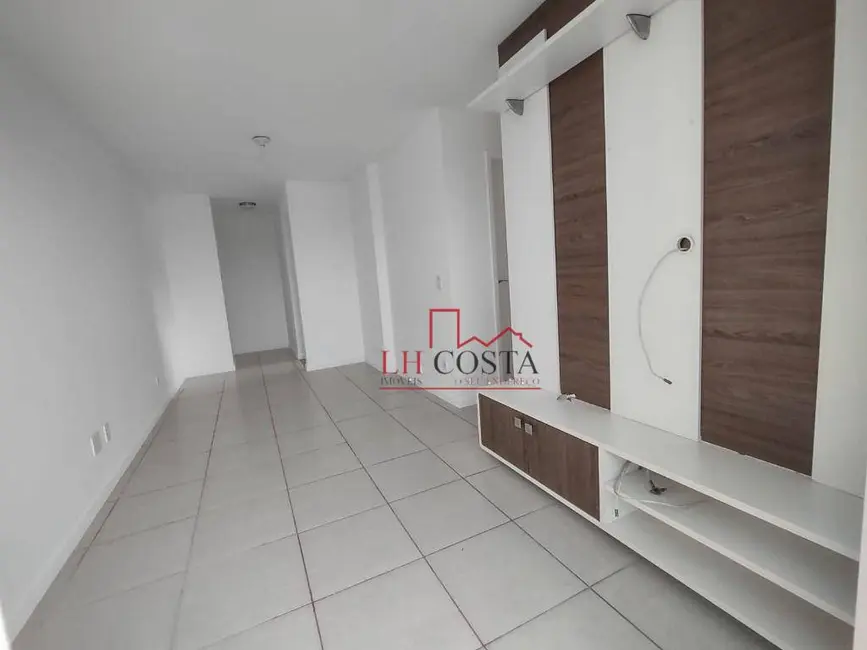 Foto 5 de Apartamento com 3 quartos à venda, 70m2 em Maria Paula, Sao Goncalo - RJ