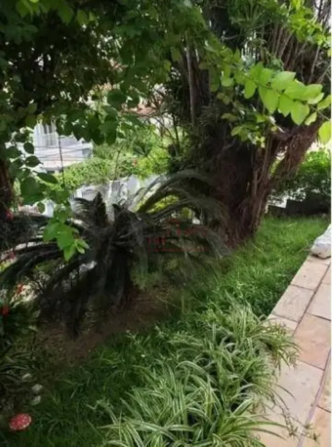 Casa com 4 quartos à venda, 485m2 em São Francisco, Niteroi - RJ - imagem 5 Foto 5 de Casa com 4 quartos à venda, 485m2 em São Francisco, Niteroi - RJ