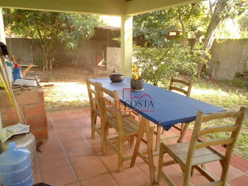Foto 4 de Casa com 2 quartos à venda, 960m2 em Marica - RJ