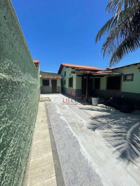Foto 1 de Casa com 4 quartos à venda, 200m2 em Marica - RJ