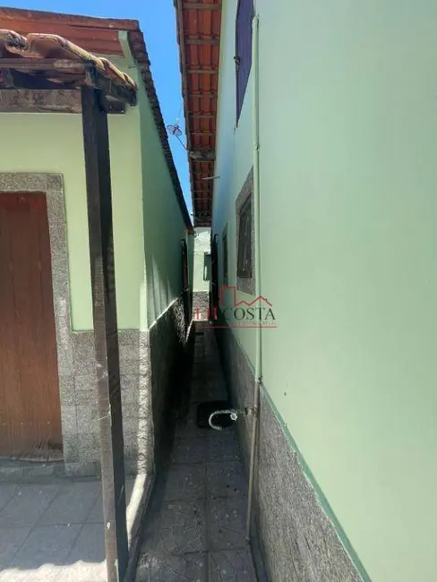 Foto 3 de Casa com 4 quartos à venda, 200m2 em Marica - RJ