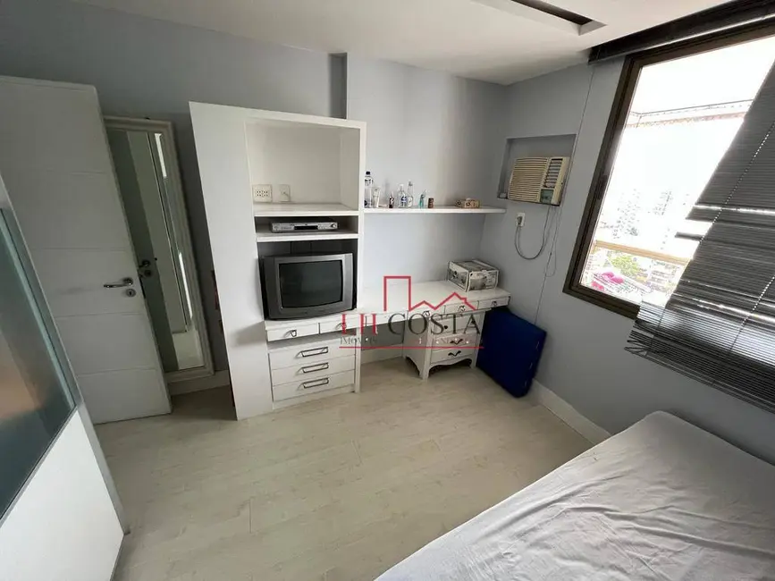 Cobertura com 4 quartos à venda, 300m2 em Icaraí, Niteroi - RJ - imagem 9 Foto 9 de Cobertura com 4 quartos à venda, 300m2 em Icaraí, Niteroi - RJ