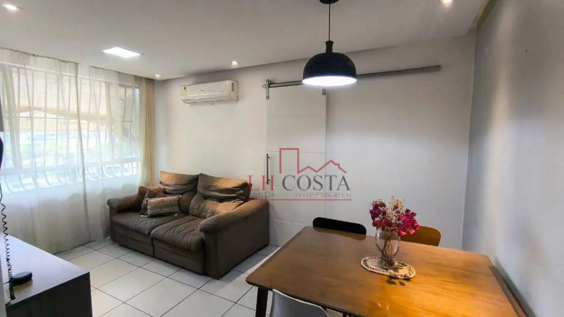 Foto 2 de Apartamento com 2 quartos à venda, 65m2 em São Lourenço, Niteroi - RJ