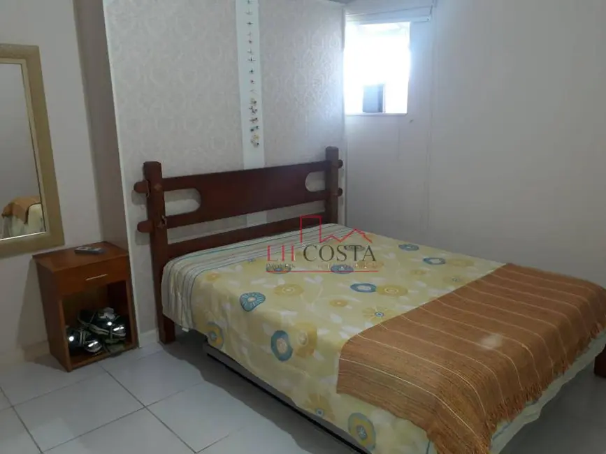 Foto 3 de Casa com 5 quartos à venda, 200m2 em Camboinhas, Niteroi - RJ