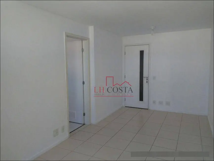 Foto 2 de Apartamento com 2 quartos à venda, 67m2 em Centro, Niteroi - RJ