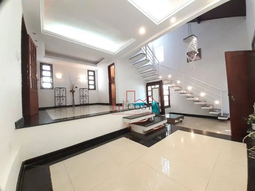 Casa de Condomínio com 5 quartos à venda, 490m2 em Vila Progresso, Niteroi - RJ - imagem 3 Foto 3 de Casa de Condomínio com 5 quartos à venda, 490m2 em Vila Progresso, Niteroi - RJ