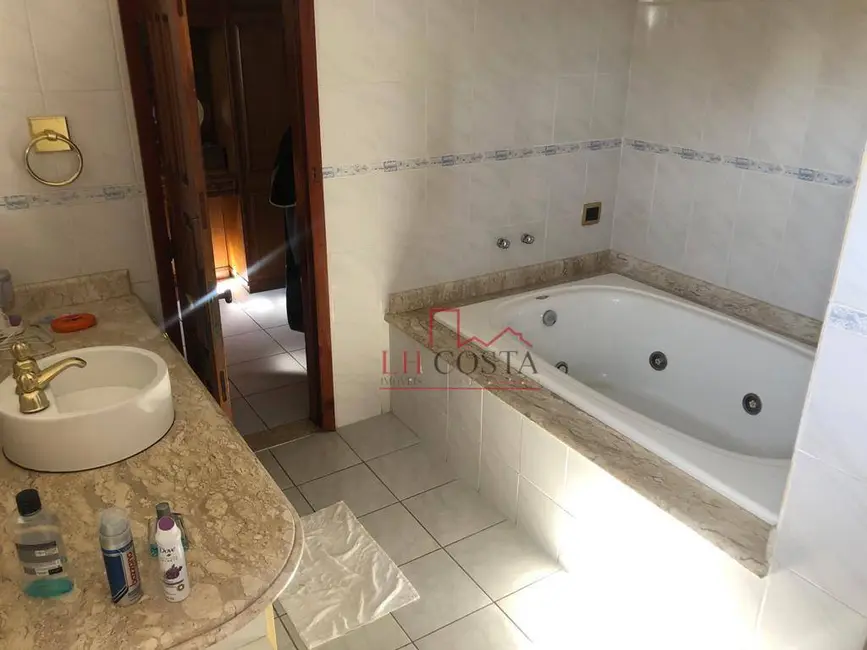 Foto 8 de Casa com 5 quartos à venda, 510m2 em Centro, Sao Goncalo - RJ