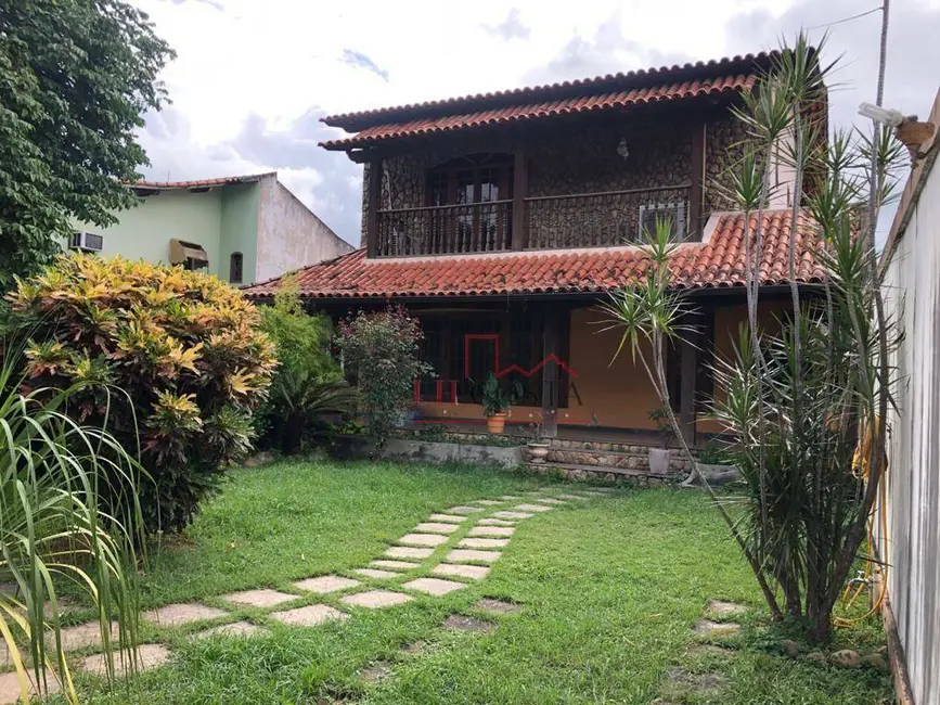 Foto 2 de Casa com 5 quartos à venda, 510m2 em Centro, Sao Goncalo - RJ