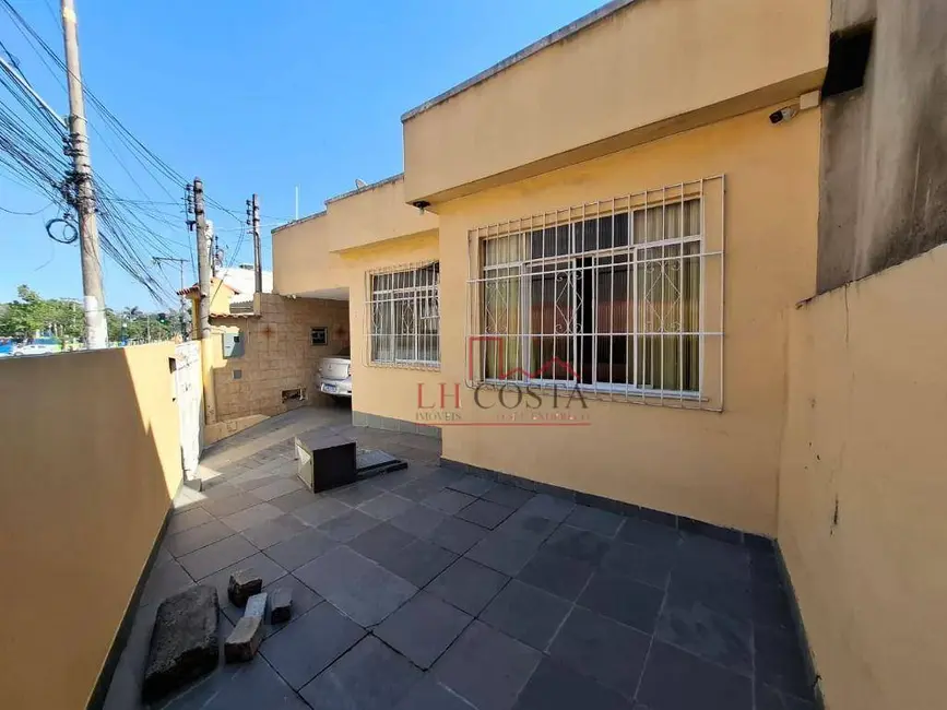 Casa com 2 quartos à venda, 128m2 em Camarão, Sao Goncalo - RJ - imagem 1 Foto 1 de Casa com 2 quartos à venda, 128m2 em Camarão, Sao Goncalo - RJ