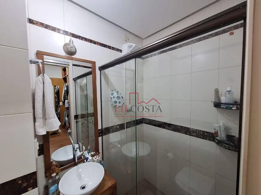 Apartamento com 2 quartos à venda, 72m2 em Icaraí, Niteroi - RJ - imagem 5 Foto 5 de Apartamento com 2 quartos à venda, 72m2 em Icaraí, Niteroi - RJ