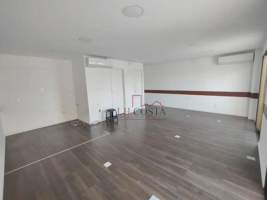 Sala Comercial para alugar, 35m2 em São Domingos, Niteroi - RJ - imagem 9 Foto 9 de Sala Comercial para alugar, 35m2 em São Domingos, Niteroi - RJ