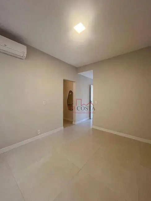 Apartamento com 3 quartos à venda, 104m2 em Icaraí, Niteroi - RJ - imagem 9 Foto 9 de Apartamento com 3 quartos à venda, 104m2 em Icaraí, Niteroi - RJ