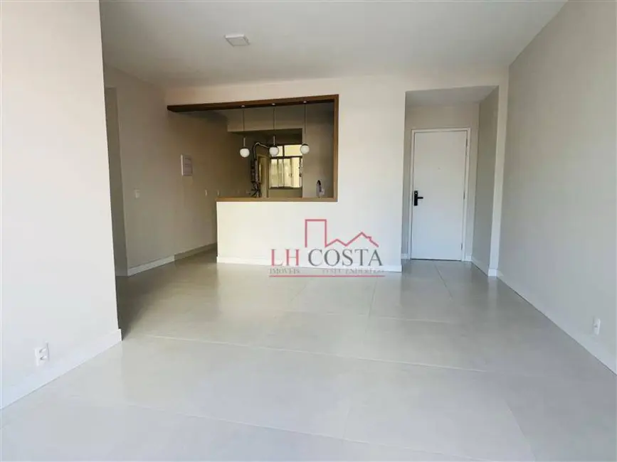 Apartamento com 3 quartos à venda, 104m2 em Icaraí, Niteroi - RJ - imagem 3 Foto 3 de Apartamento com 3 quartos à venda, 104m2 em Icaraí, Niteroi - RJ