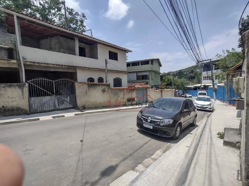 Foto 9 de Casa com 2 quartos para alugar, 180m2 em Maceió, Niteroi - RJ