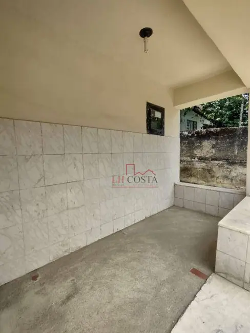 Foto 6 de Casa com 2 quartos para alugar, 180m2 em Maceió, Niteroi - RJ