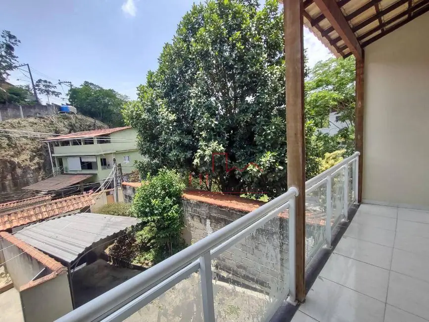 Foto 4 de Casa com 2 quartos para alugar, 220m2 em Maceió, Niteroi - RJ