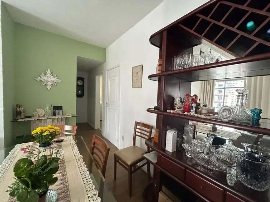 Foto 3 de Apartamento com 2 quartos à venda, 91m2 em Icaraí, Niteroi - RJ