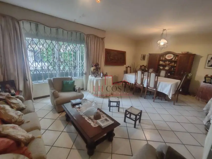 Foto 1 de Casa com 4 quartos à venda, 360m2 em São Francisco, Niteroi - RJ