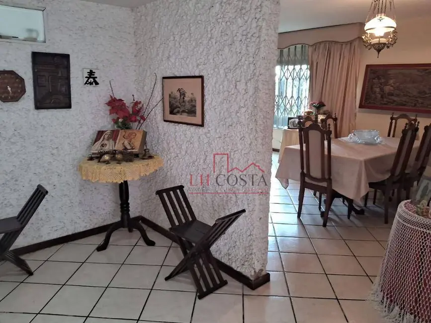 Foto 8 de Casa com 4 quartos à venda, 360m2 em São Francisco, Niteroi - RJ