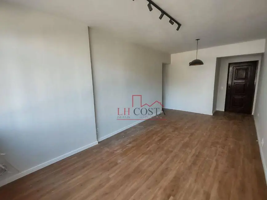 Apartamento com 2 quartos à venda, 80m2 em Ingá, Niteroi - RJ - imagem 3 Foto 3 de Apartamento com 2 quartos à venda, 80m2 em Ingá, Niteroi - RJ