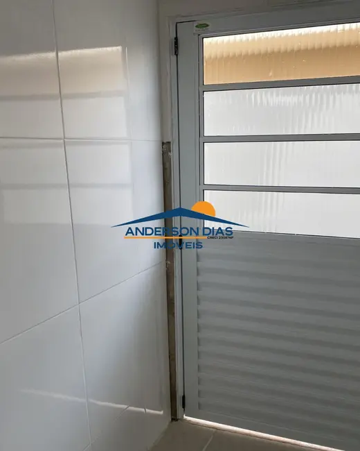 Foto 2 de Casa com 2 quartos à venda, 75m2 em Balneário dos Golfinhos, Caraguatatuba - SP