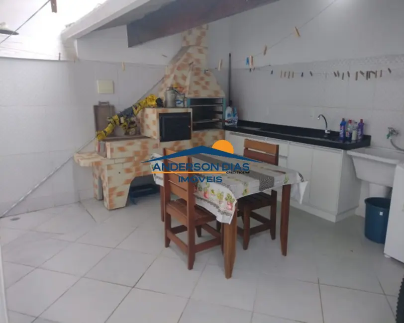 Foto 8 de Casa com 3 quartos à venda, 140m2 em Jardim Jaqueira, Caraguatatuba - SP