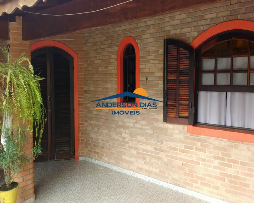 Foto 1 de Casa com 3 quartos à venda, 90m2 em Martim de Sá, Caraguatatuba - SP