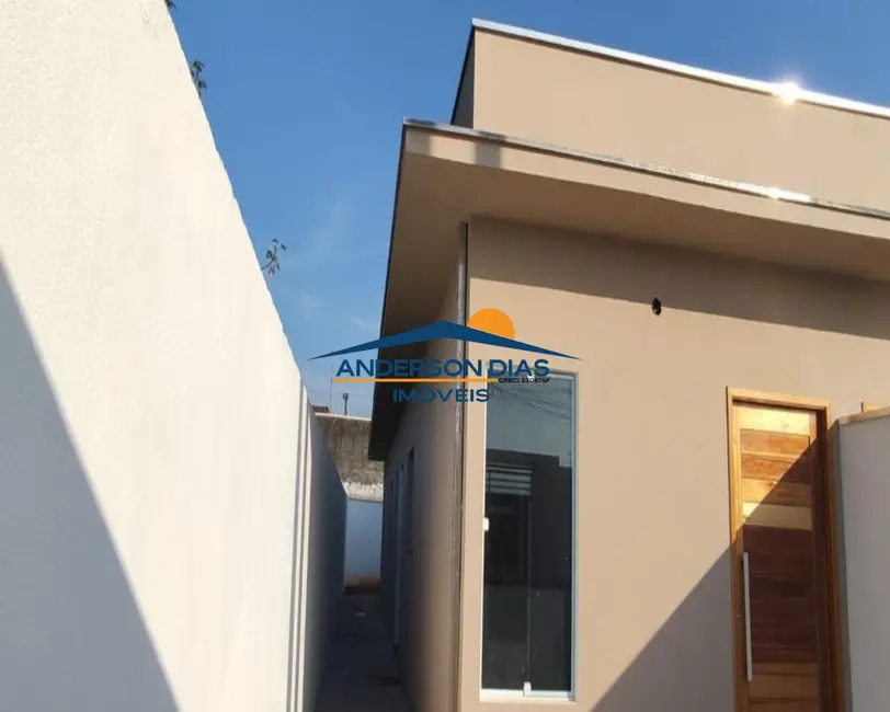 Casa com 2 quartos à venda, 60m2 em Balneário dos Golfinhos, Caraguatatuba - SP - imagem 3 Foto 3 de Casa com 2 quartos à venda, 60m2 em Balneário dos Golfinhos, Caraguatatuba - SP