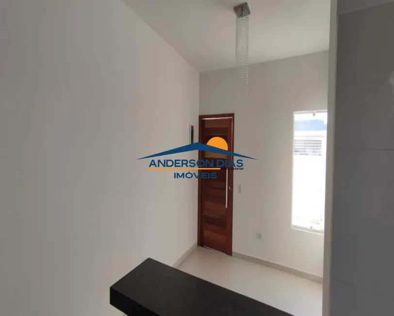 Casa com 2 quartos à venda, 60m2 em Balneário dos Golfinhos, Caraguatatuba - SP - imagem 4 Foto 4 de Casa com 2 quartos à venda, 60m2 em Balneário dos Golfinhos, Caraguatatuba - SP