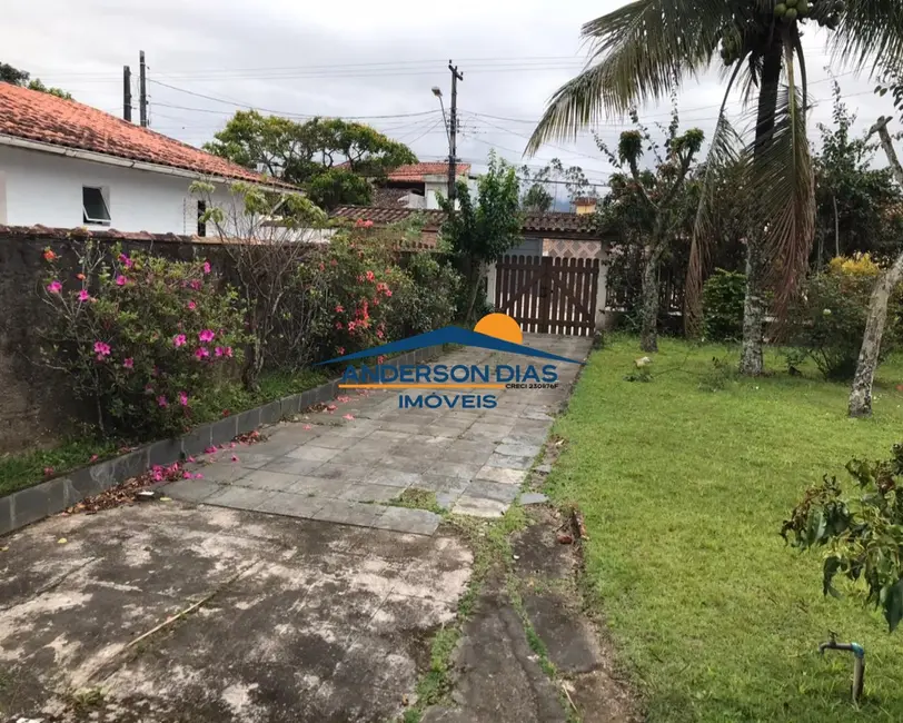 Foto 2 de Casa com 2 quartos à venda, 130m2 em Balneário dos Golfinhos, Caraguatatuba - SP