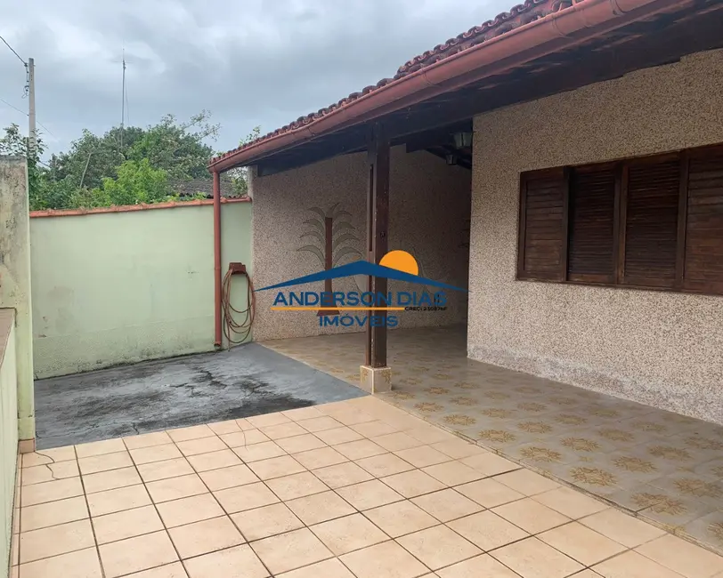 Foto 2 de Casa com 3 quartos à venda, 250m2 em Praia das Palmeiras, Caraguatatuba - SP