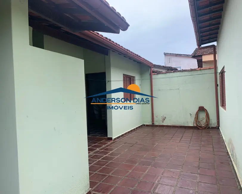 Foto 8 de Casa com 3 quartos à venda, 250m2 em Praia das Palmeiras, Caraguatatuba - SP