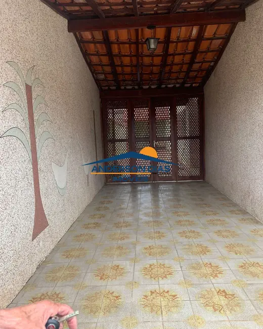 Foto 4 de Casa com 3 quartos à venda, 250m2 em Praia das Palmeiras, Caraguatatuba - SP