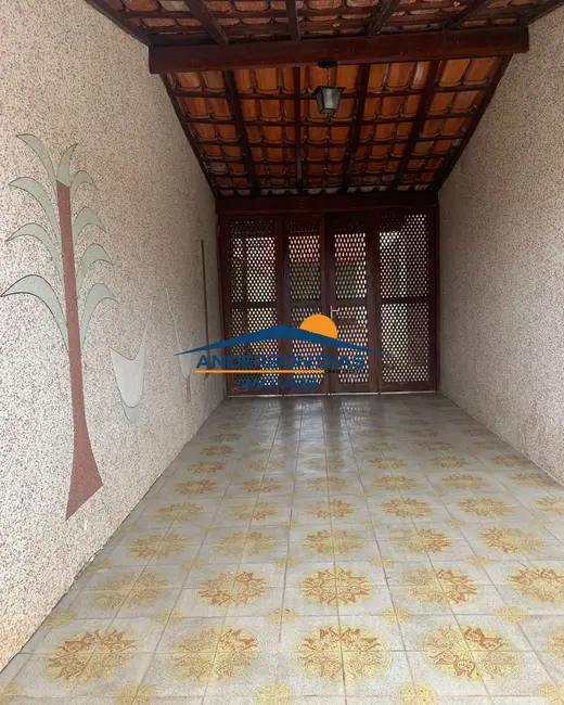 Foto 3 de Casa com 3 quartos à venda, 250m2 em Praia das Palmeiras, Caraguatatuba - SP