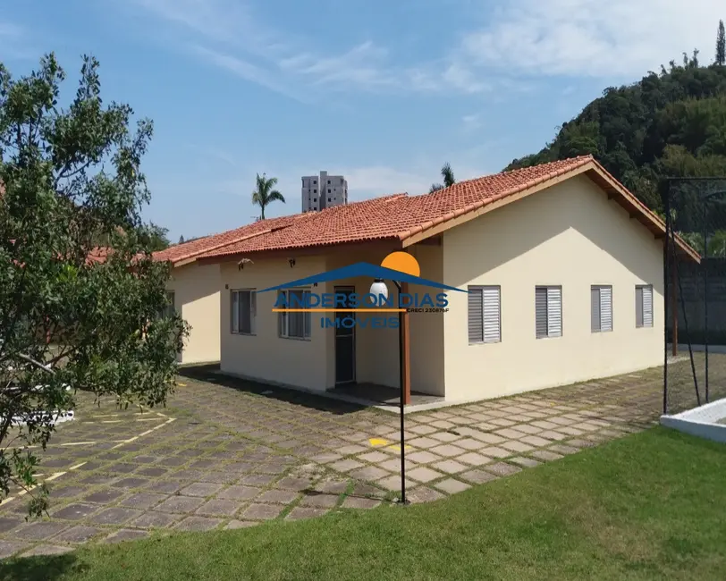 Foto 1 de Casa com 2 quartos à venda, 60m2 em Martim de Sá, Caraguatatuba - SP