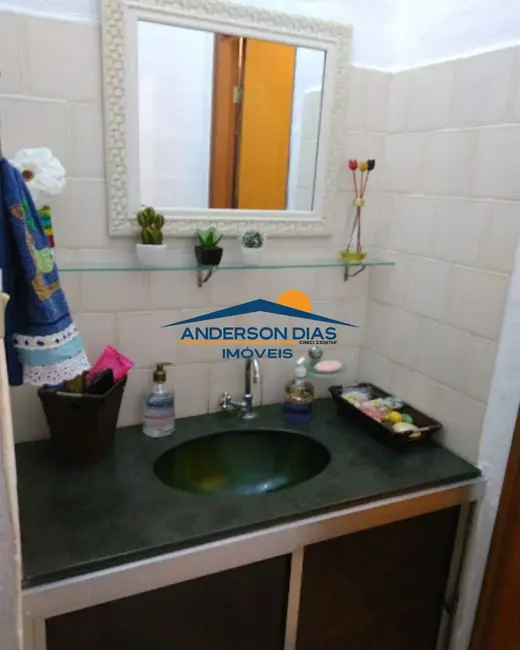 Casa com 3 quartos à venda, 300m2 em Jardim Rio Santos, Caraguatatuba - SP - imagem 9 Foto 9 de Casa com 3 quartos à venda, 300m2 em Jardim Rio Santos, Caraguatatuba - SP