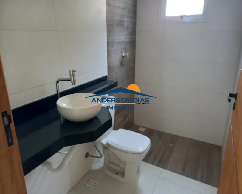 Foto 3 de Casa com 2 quartos à venda, 65m2 em Balneário dos Golfinhos, Caraguatatuba - SP