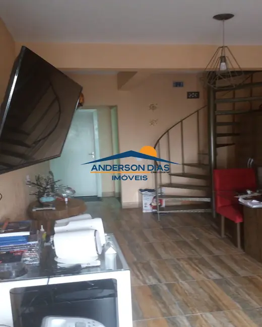 Foto 4 de Casa de Condomínio com 2 quartos à venda, 94m2 em Jardim Britânia, Caraguatatuba - SP