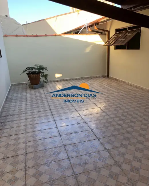 Foto 7 de Casa com 2 quartos para alugar, 400m2 em Caraguatatuba - SP