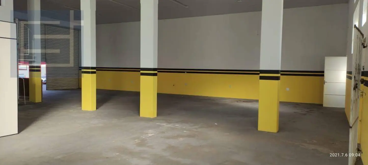 Foto 5 de Sala Comercial para alugar, 300m2 em Centro, Socorro - SP